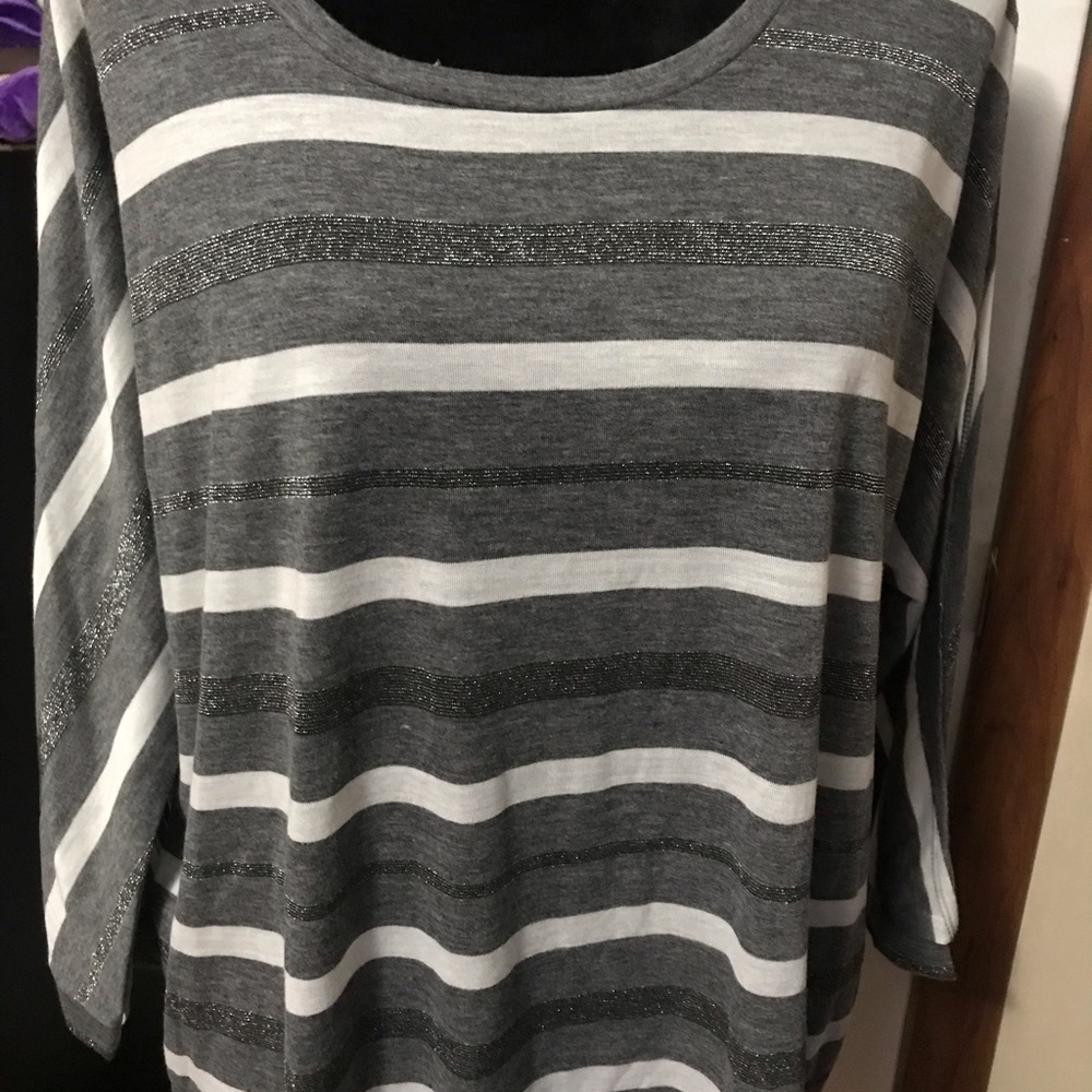 Cato Gray and White Striped Scoop Neck Women's Top - Picture 2 of 7